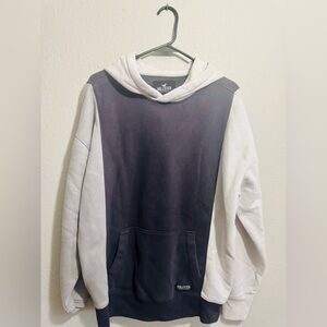 Hollister Men's Black and White Hoodie